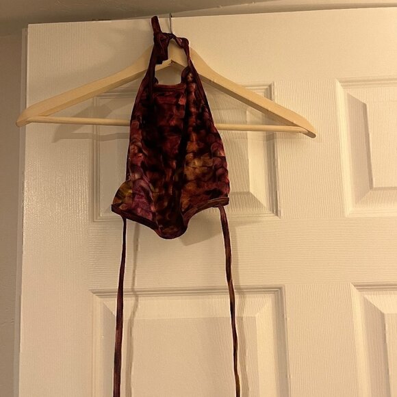 Tie backless top - Picture 1 of 3